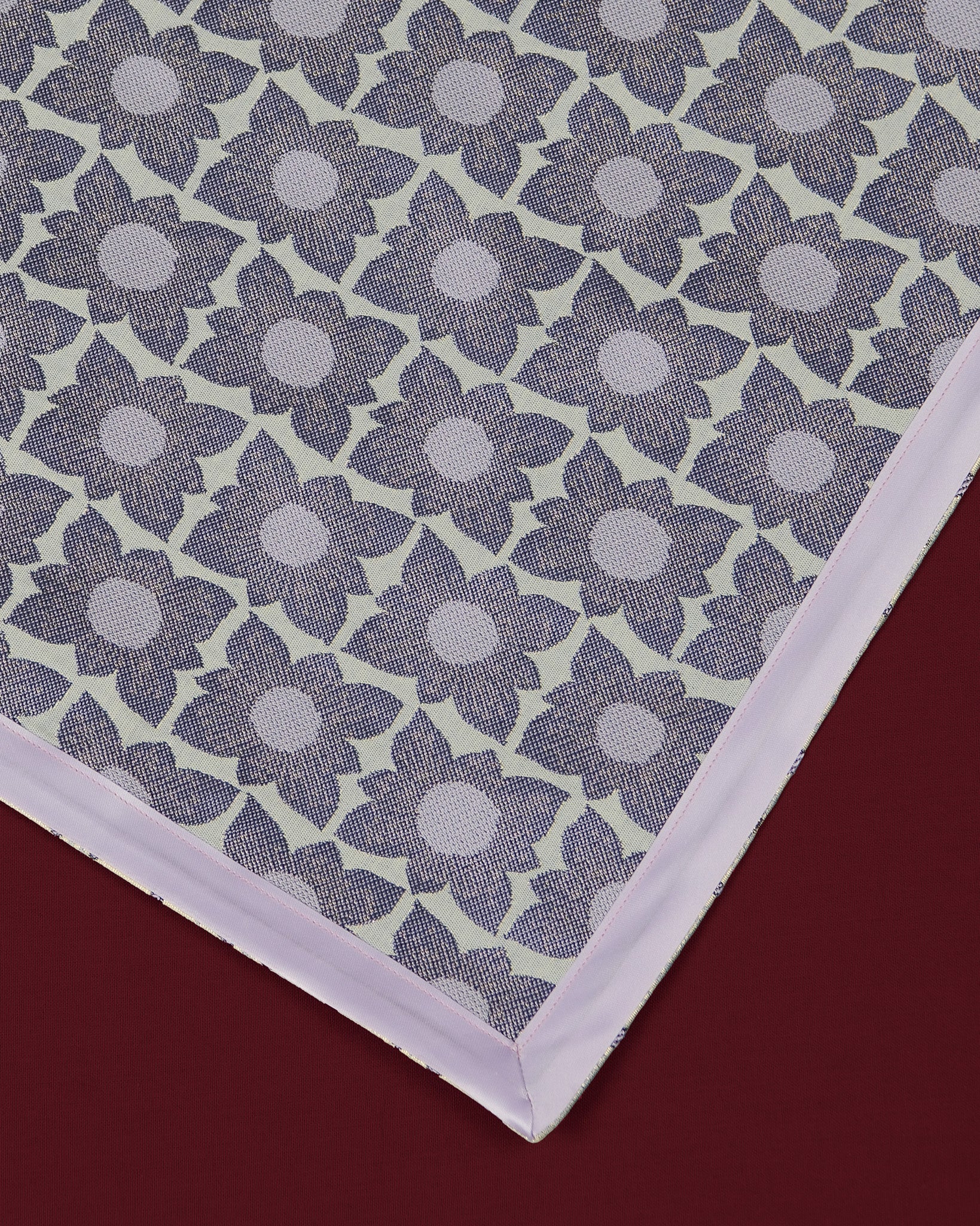 Tablecloth Moonflowers